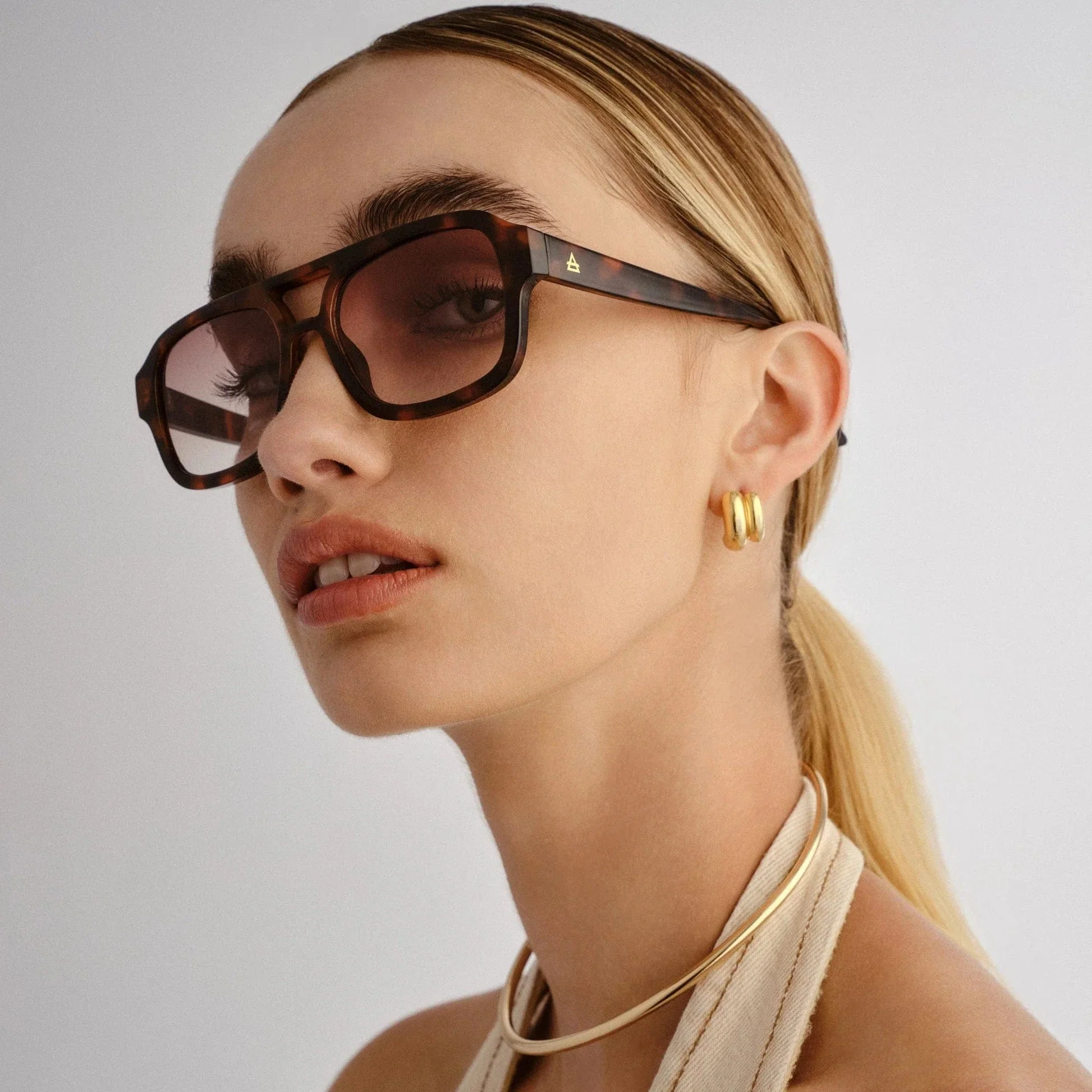 AIRE Aquarius Sunnies - Image 5