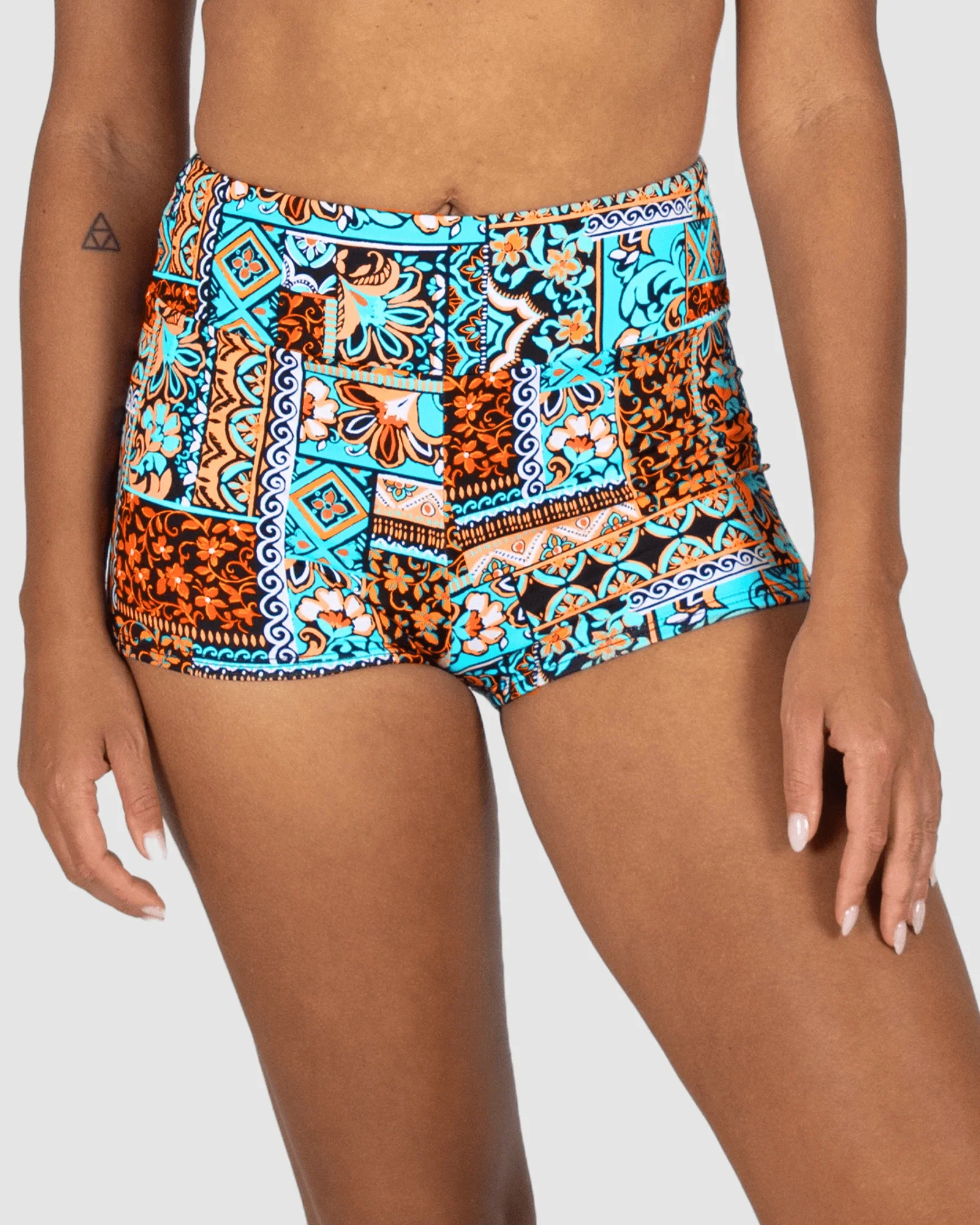 Baku Tulum Firm Beach Short Bikini Bottom - Black - Image 2