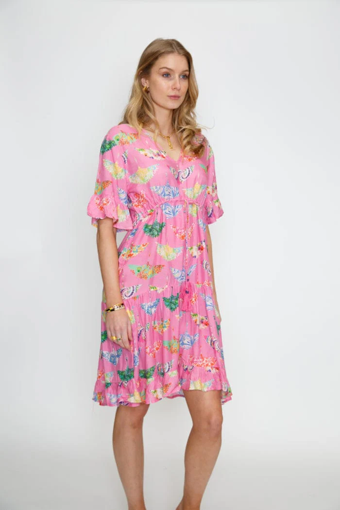 Birds Of Surfers Dress