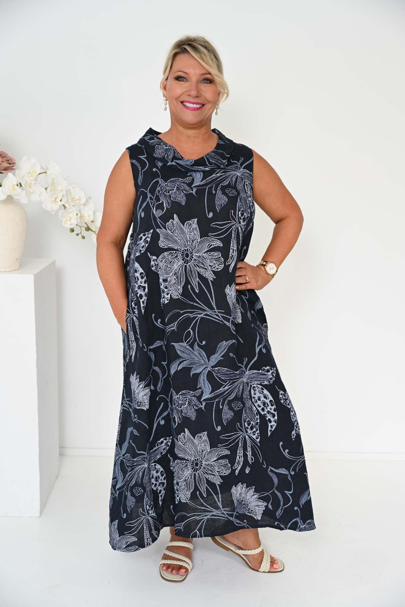 Donna Donna Rani Long Dress - Navy
