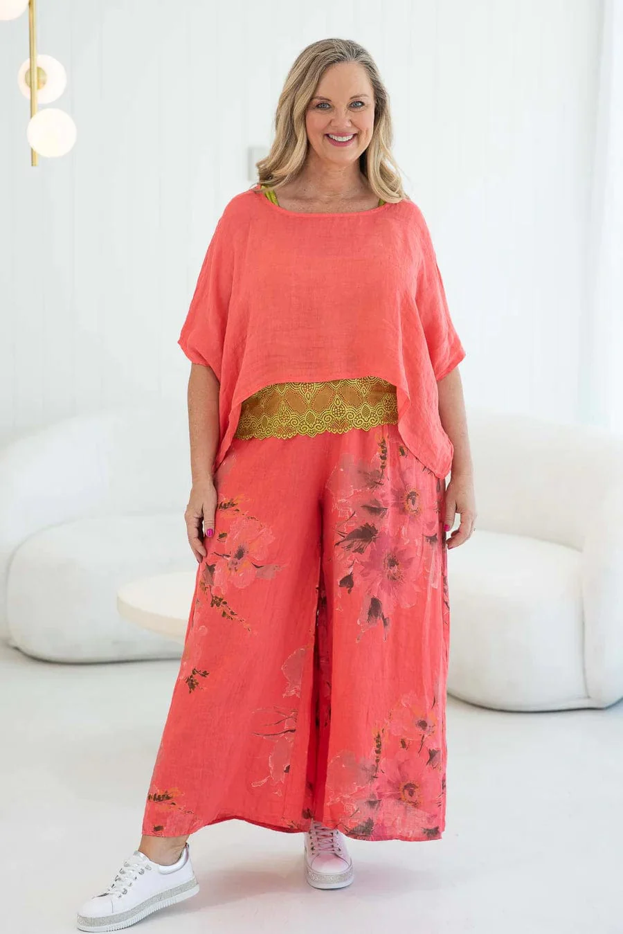 Donna Donna Tuscan Top - Image 17