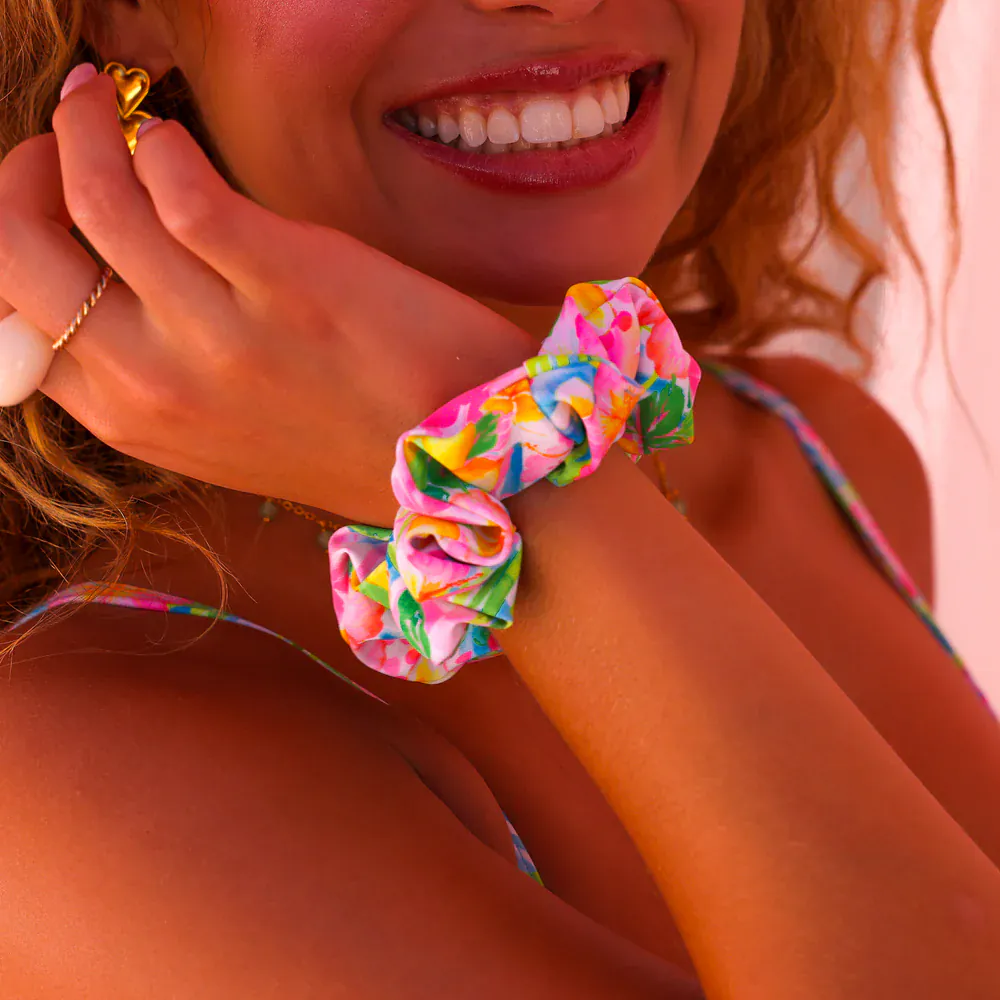 Kulani Kinis Summer Daydreams Scrunchie