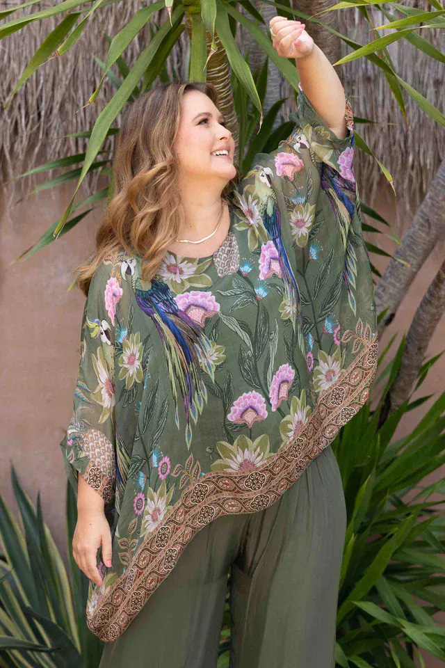 La Sofia Gabriella Batwing Silk Top - Sanctuary Green - Image 2
