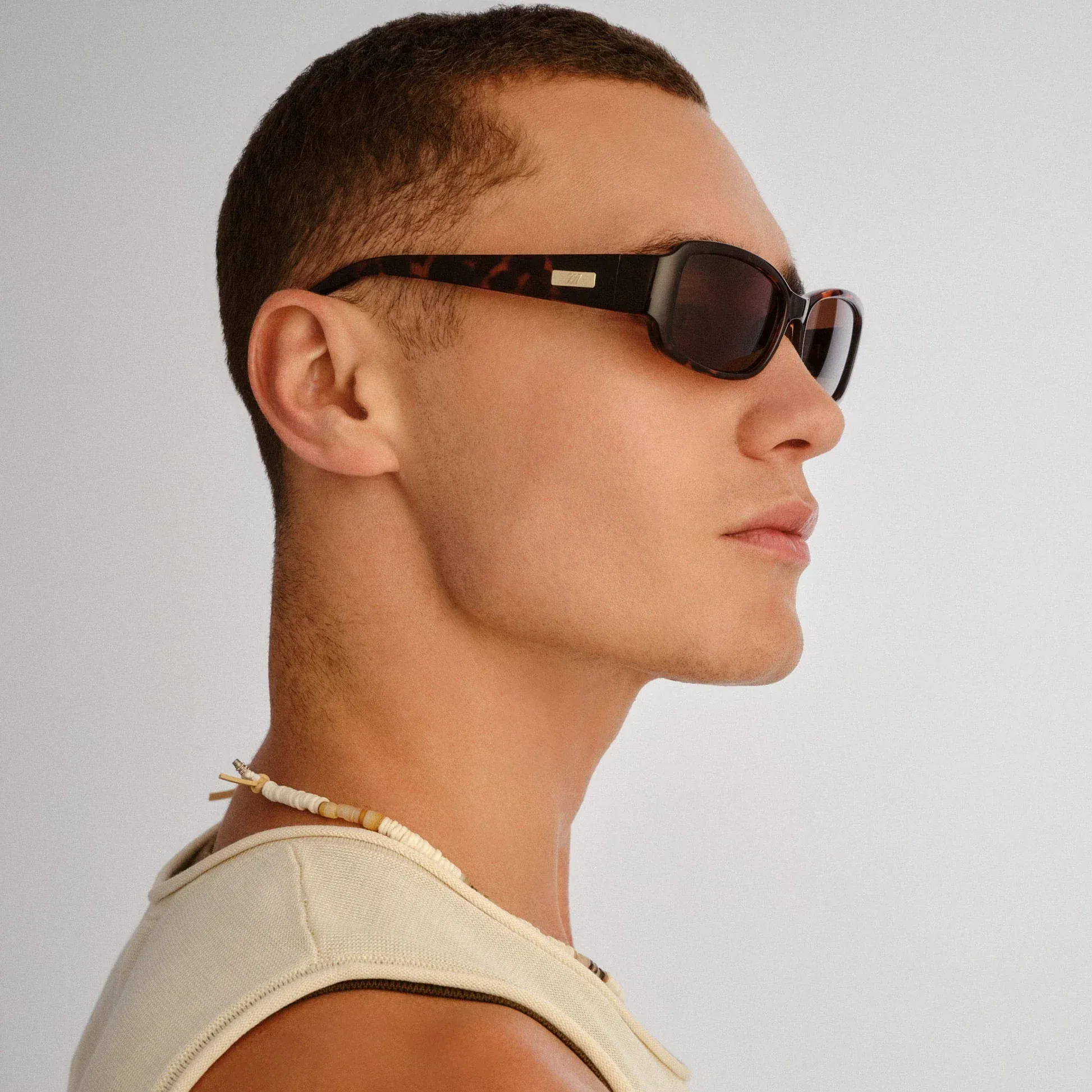 Le Specs Gigglemug Sunnies - Tort - Image 5