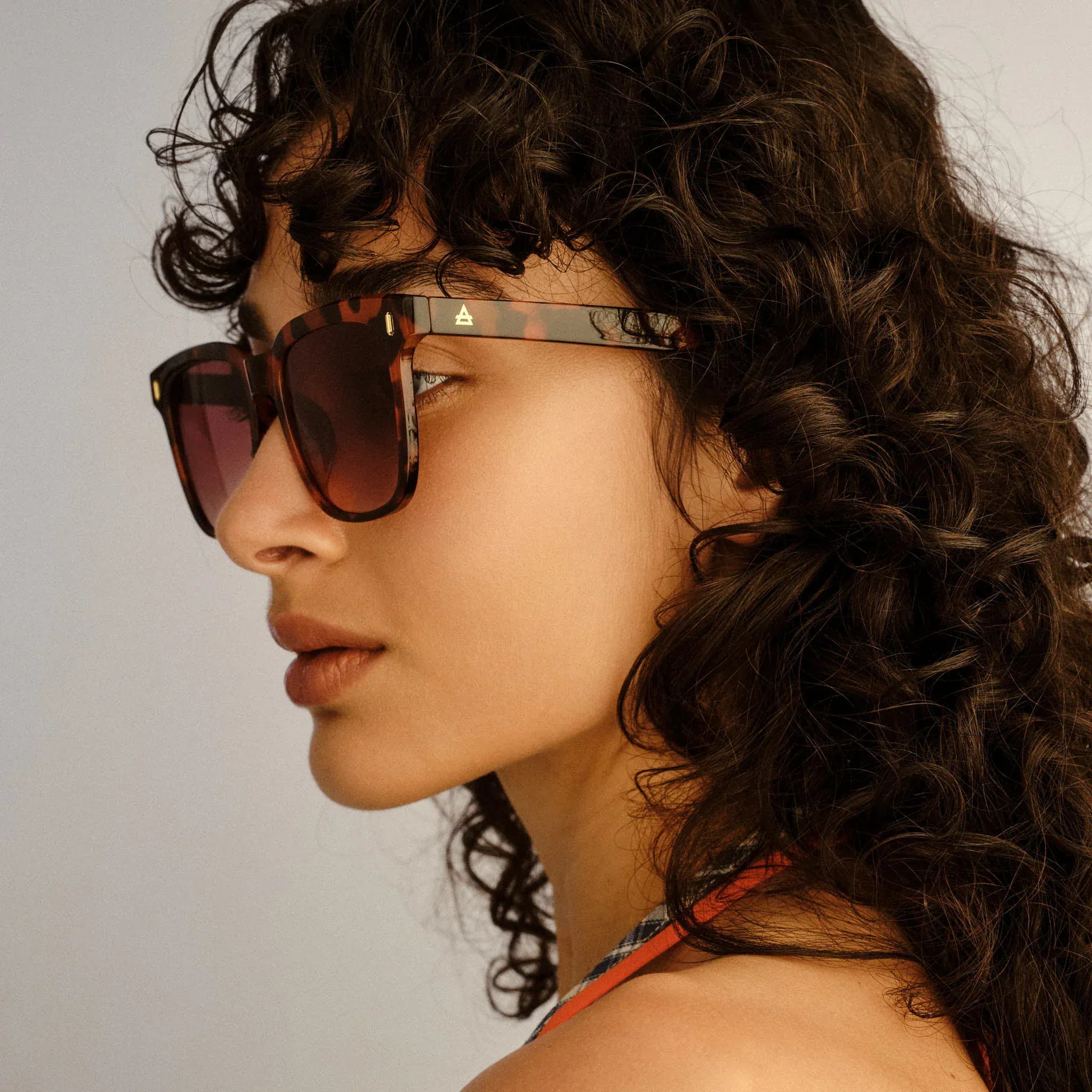 Aire Lunar Sunnies - Honey Tort - Image 3