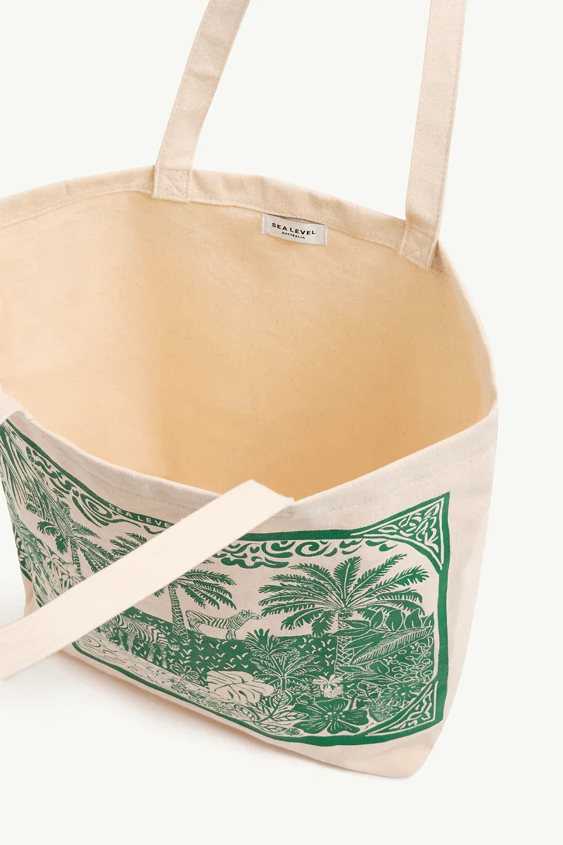 Sea Level Jungle Beach Tote Bag - Kelly Green - Image 3