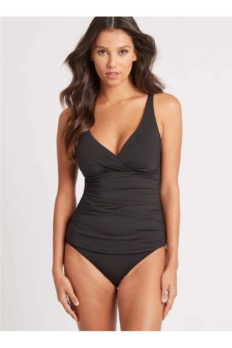 Sea Level Essentials Cross Front Multifit Singlet Top - Image 2