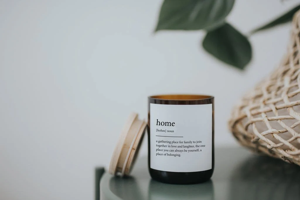 Dictionary Candle - Home - Image 3