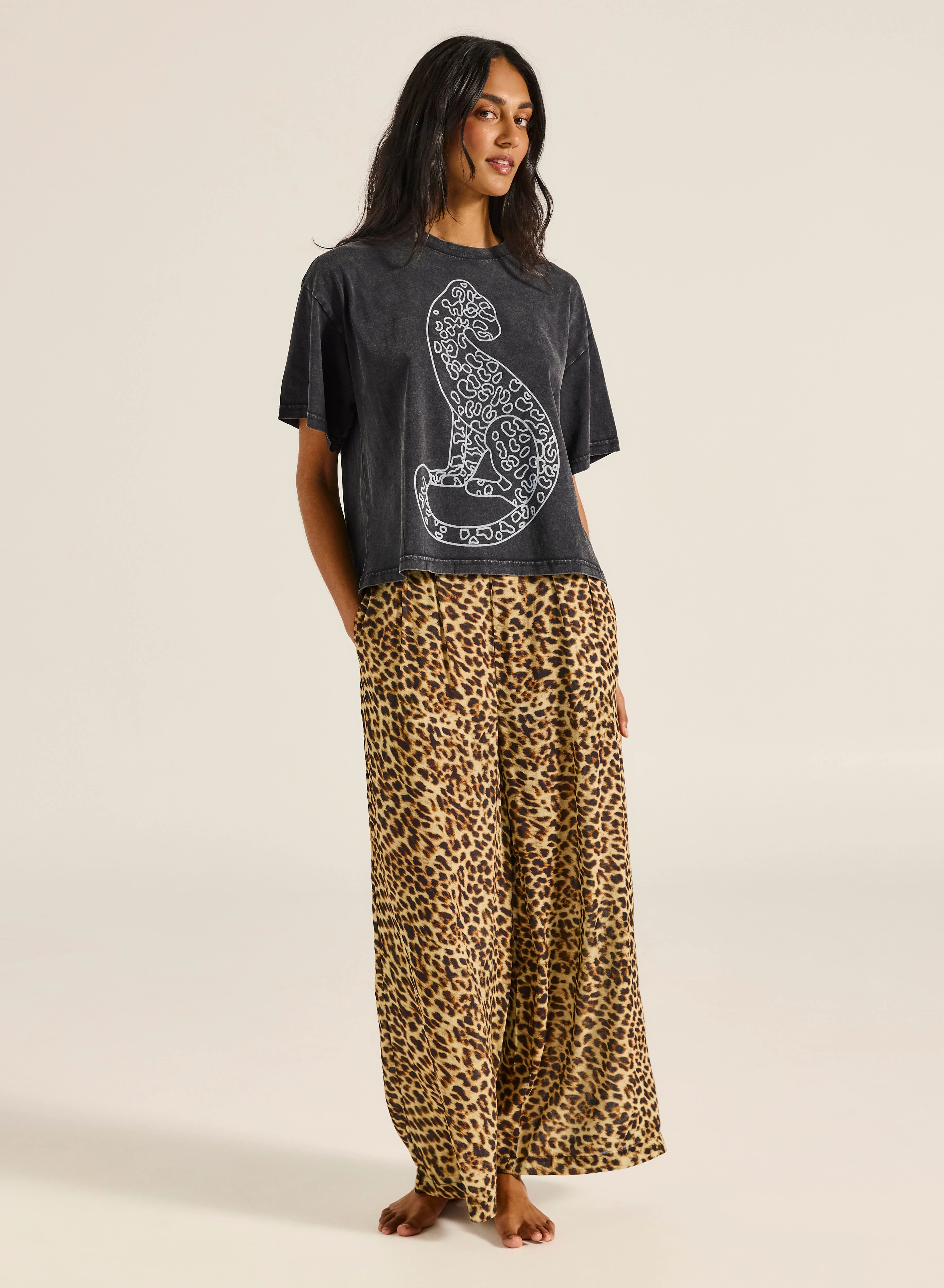 Tigerlily Leopard Boxy Crop Tee - Image 5